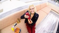 Madison Hart - Foodie New Year | Picture (8)